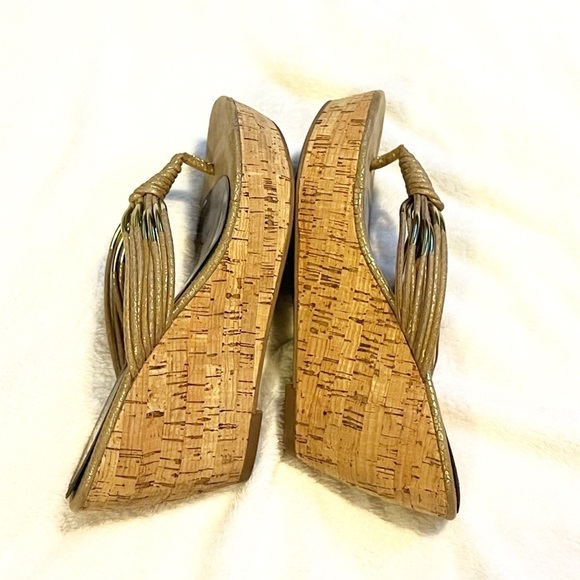 Carlos Santana Tasha Cork Wedge Platform Thong Leather Sandals Tan Gold Sz 10 - Picture 3 of 8
